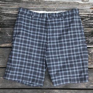 Greg Norman Men's Golf Shorts Gray Plaid Size 34